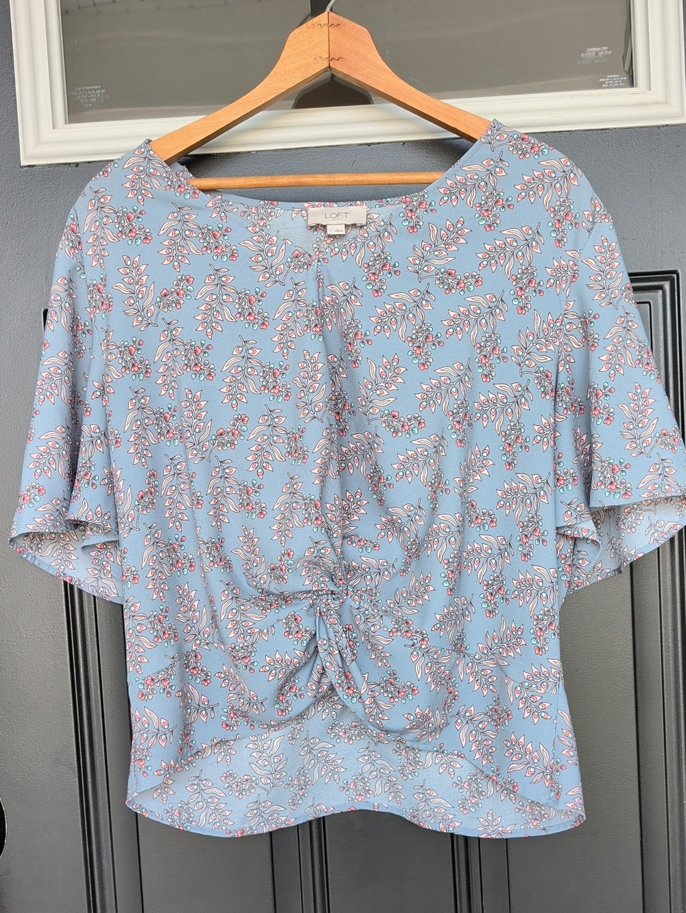 LOFT Light Blue Floral Twist-Front Blouse, size large
